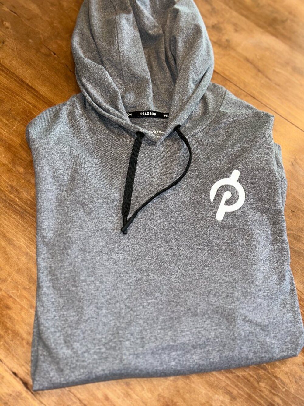 Peloton Men's Gray Performance Hoodie, pullover, logo kangaroo pocket, Sz L